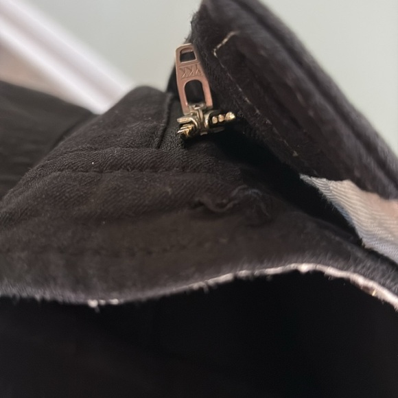 Derek Lam 10 Crosby Noor High Waist Seamed Pant in Black size 2 flaw - Picture 8 of 8